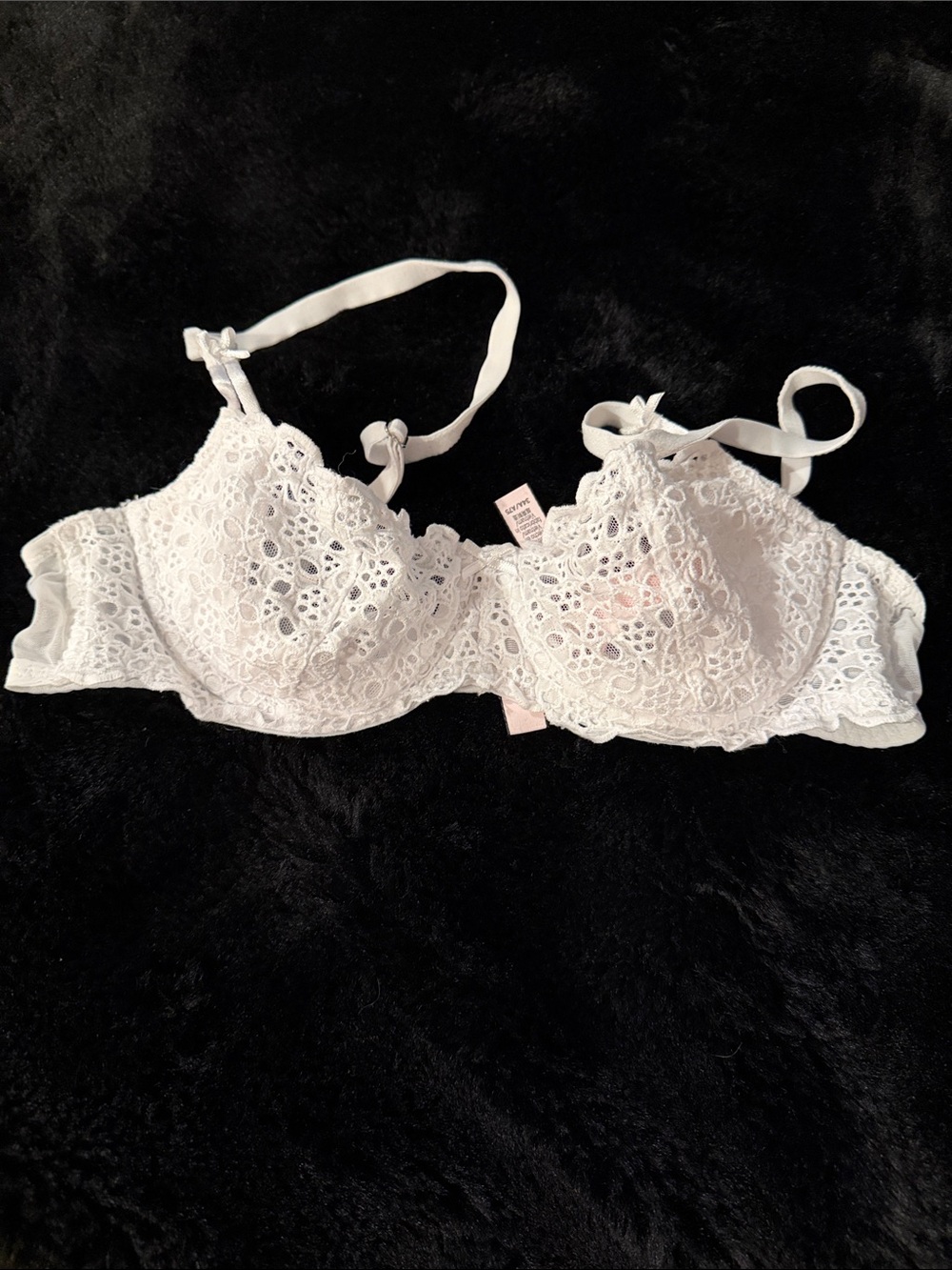 Victoria's Secret White push-up without padding  Underwire Bra 34A